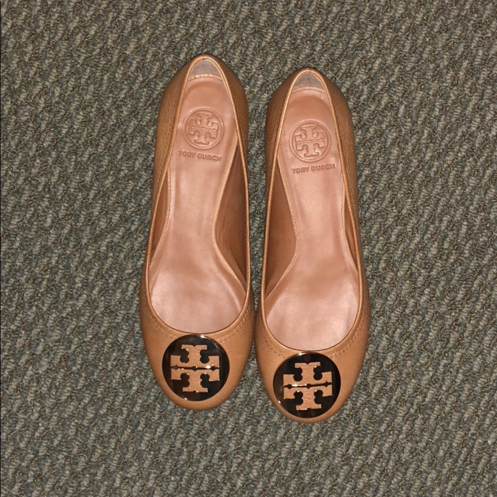 Tori Butch Flats